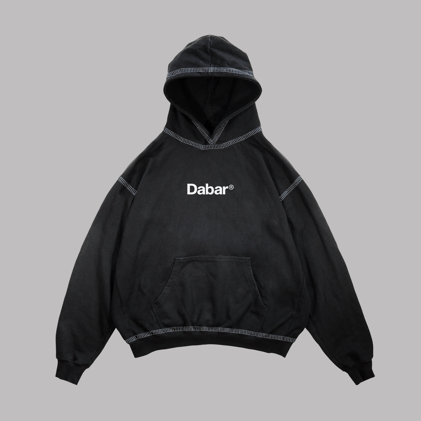 Hoodie Boxy fit costuras en blanco WORTHY negro