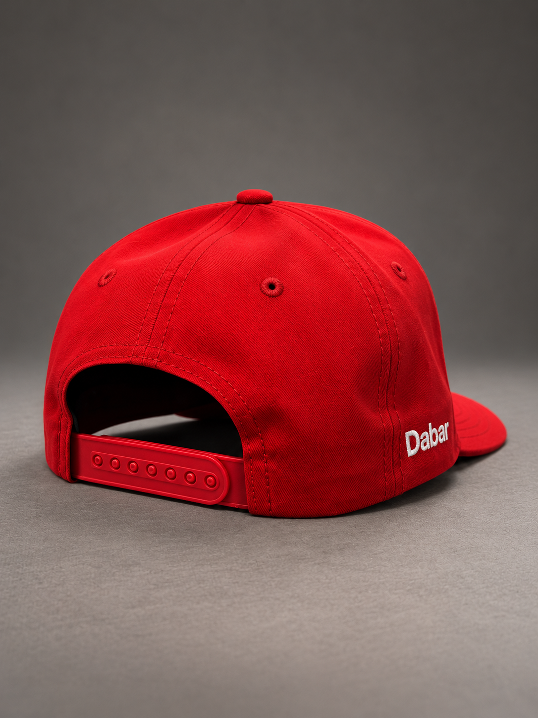 Cap Red "LOVE GOD" Bordado (Broche Ajustable)