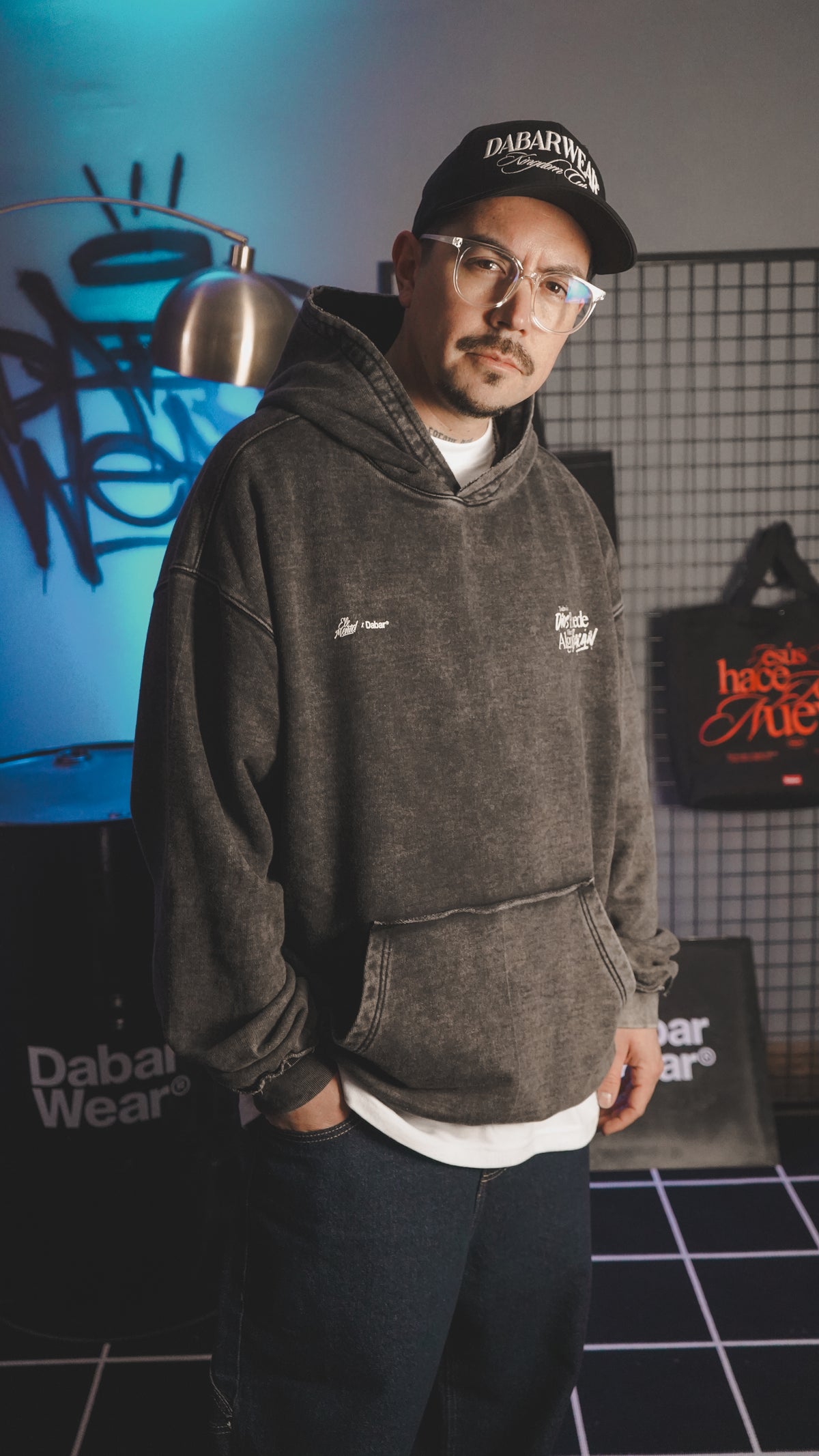 Hoodie Stonewash Distressed ELEMENTO X DABAR "TODAVIA DIOS" (Fit Relaxed)