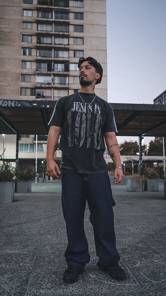 Tshirt Stonewash Lines Relaxed "JESUS IS LOVE" GREY (UNISEX)