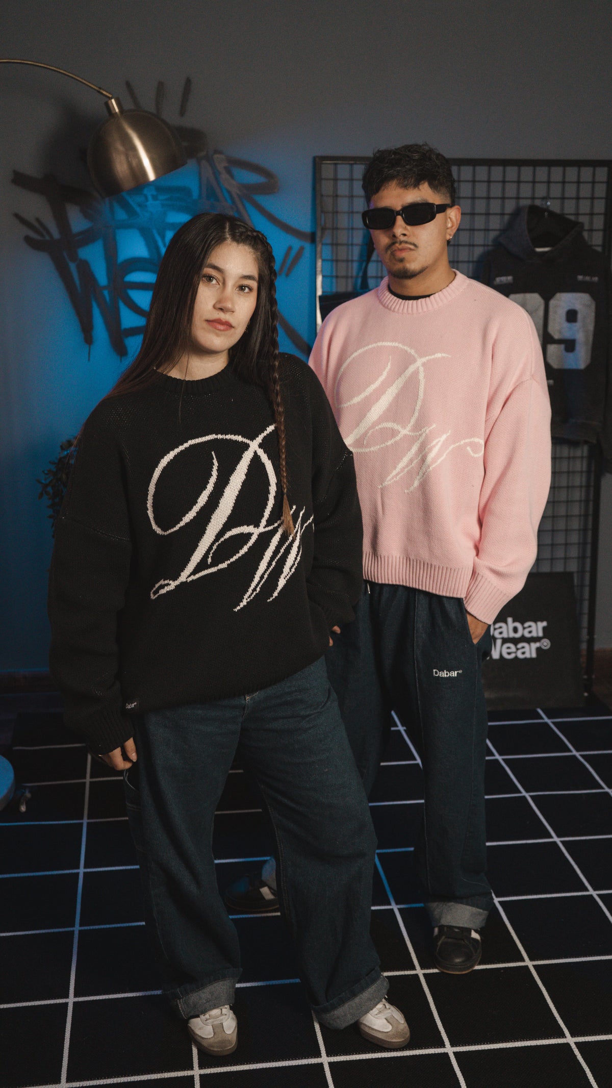 Sweater Black HEAVYWEIGHT "LOVE OVER FEAR" (Fit oversize)