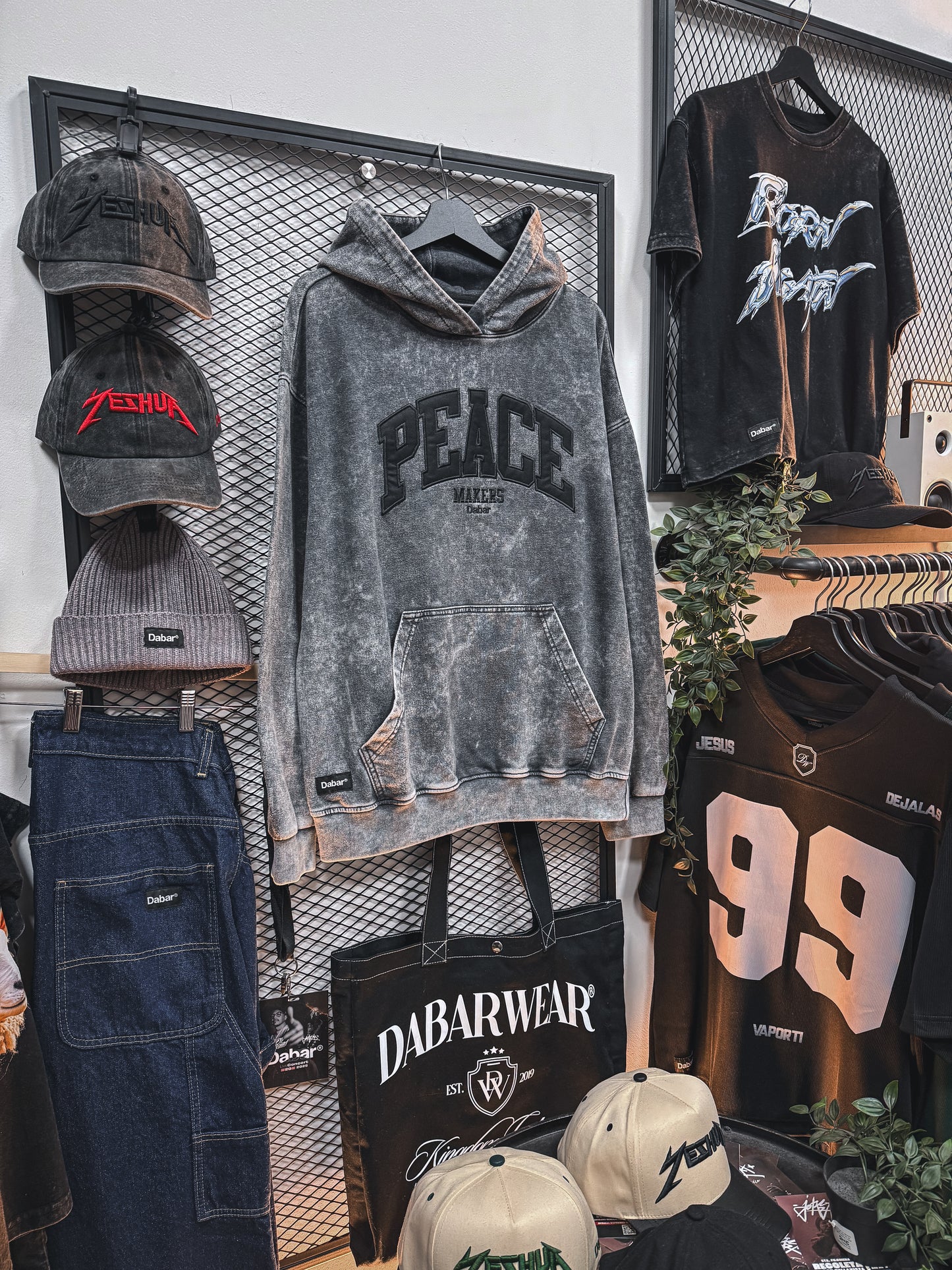 Hoodie Bordado Stonewash grey "PEACEMAKERS " (Fit Relaxed)